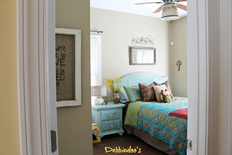 Guest room ideas on a budget - Debbiedoos
