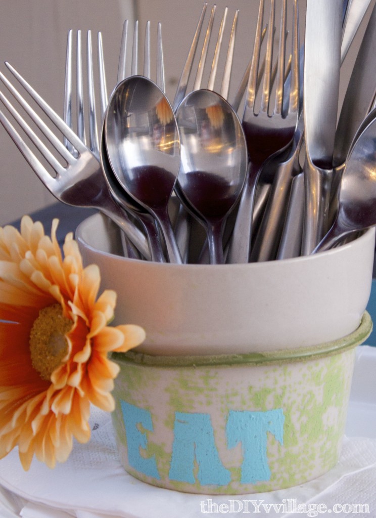 Diy stenciled with burlap flower pot/utensil holder Debbiedoos