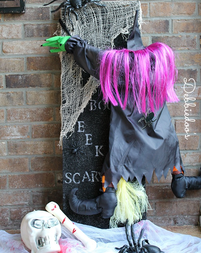Crafting with Styrofoam {Halloween craft} Debbiedoos