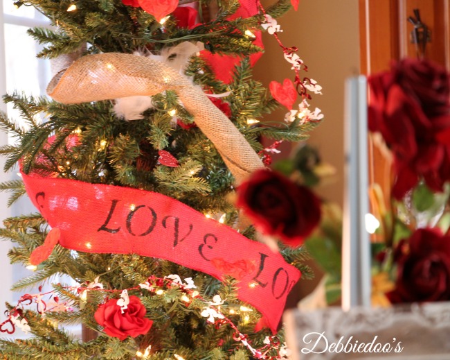 How To Make A Burlap Valentine S Banner Debbiedoos