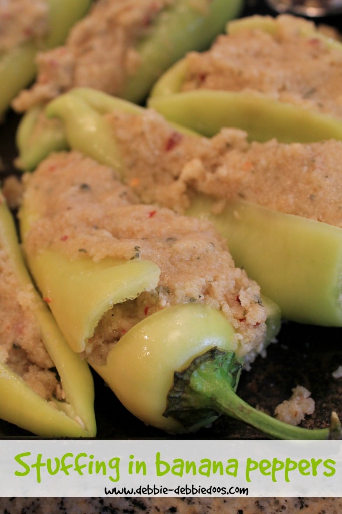 How to make stuffed banana peppers - Debbiedoos