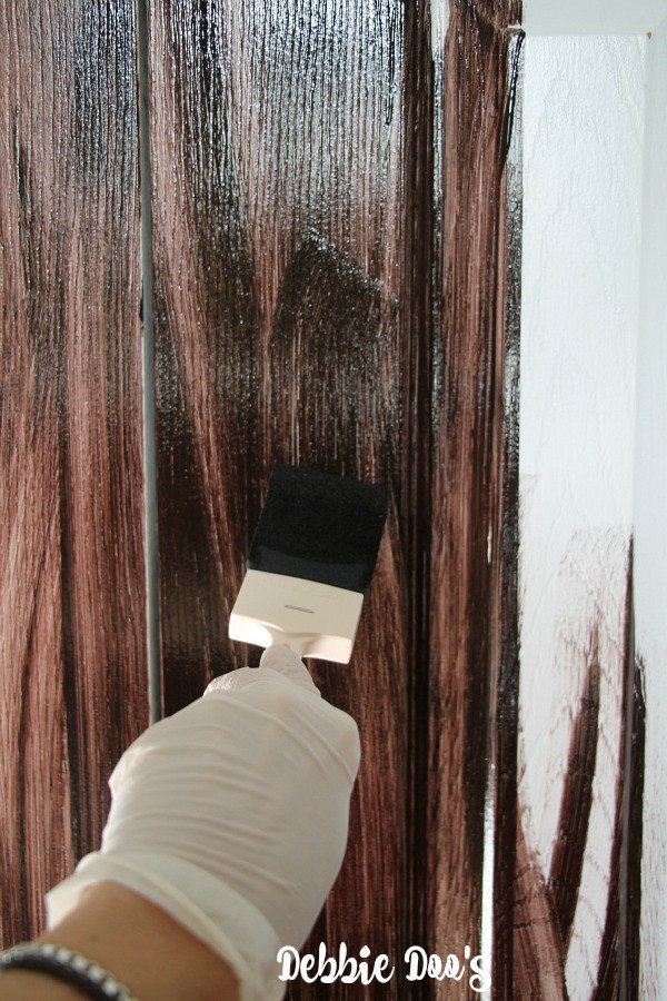 How To Paint A Plain White Door To Look Like Wood Debbiedoos