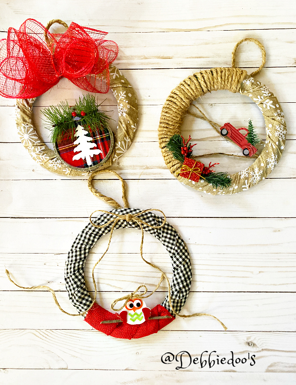 How to decorate for Christmas cheaply