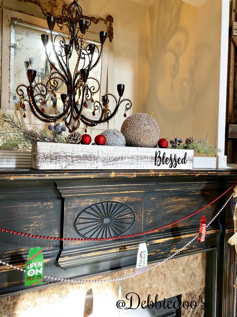 Farmhouse mantel Christmas decorating