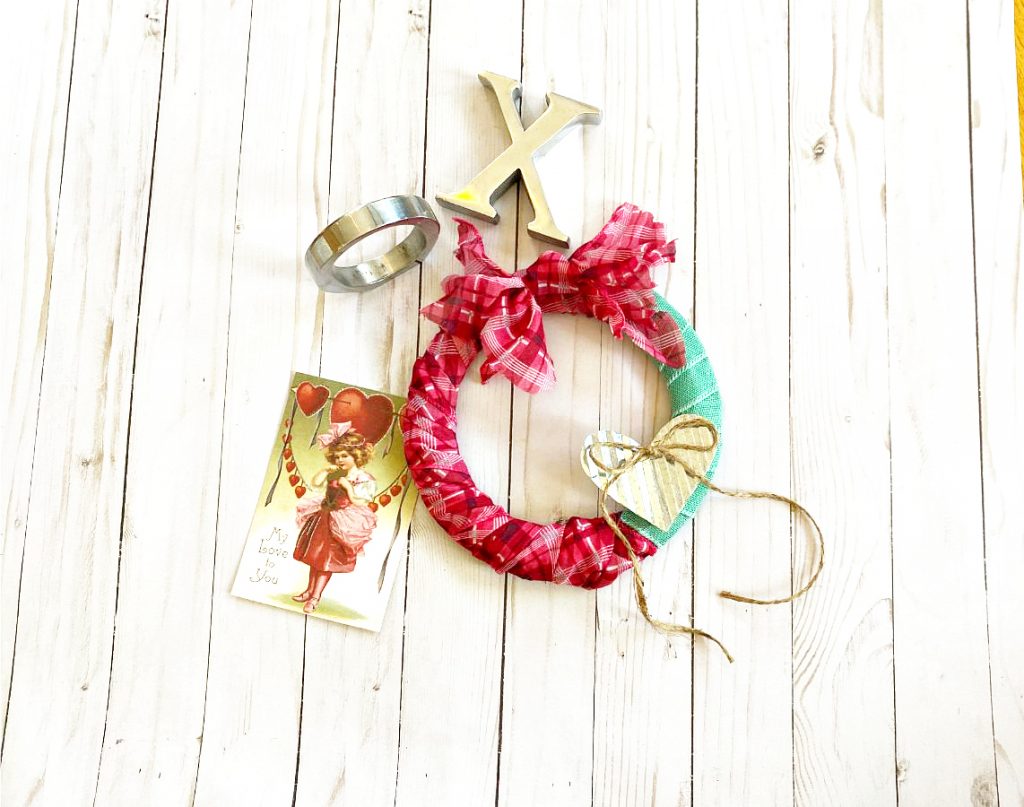 How to make a wreath with Dollar tree supplies