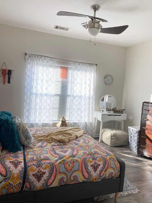 boho mid century bedroom decorating