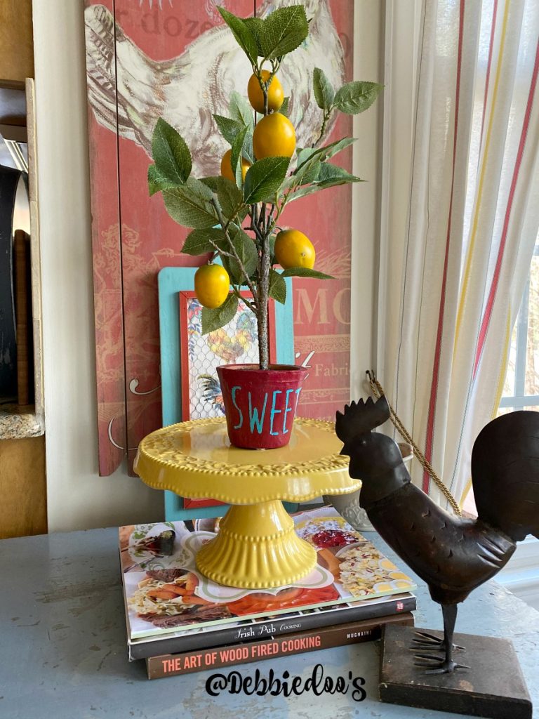 Lemons in country french kitchen