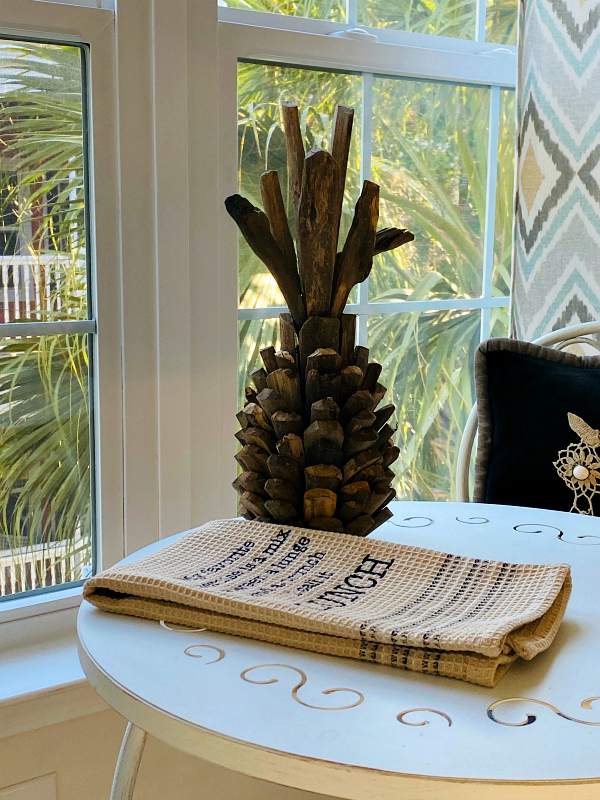 Tree bark pineapple